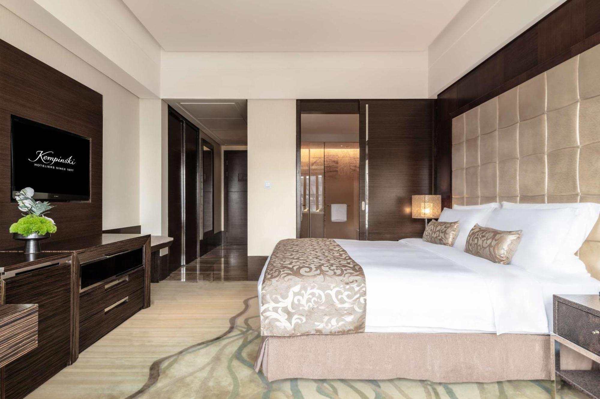 Kempinski Hotel Chongqing - Complimentary 500Ml Home-Brewed Beer Voucher Upon Check-In מראה חיצוני תמונה